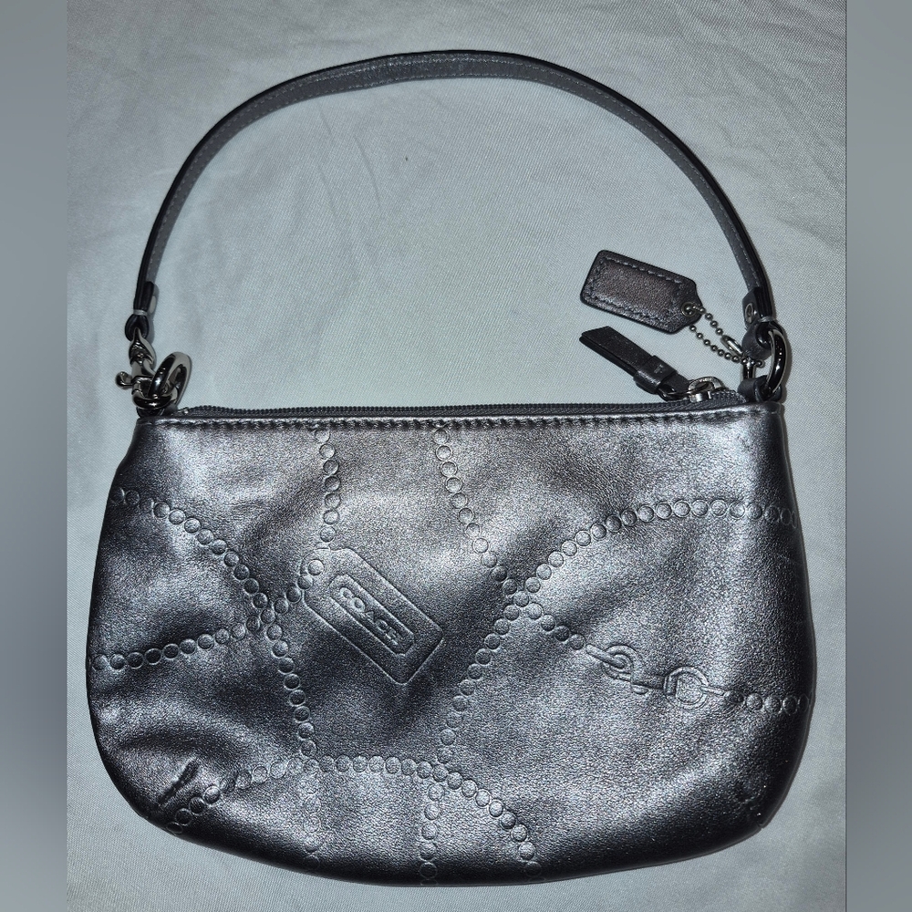 Y2K Coach SILVER leather Mini Bag/Clutch NWOT - Picture 2 of 13